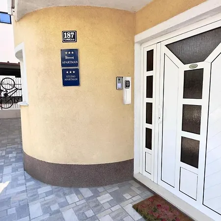 Apartman Stipic 1 Kastela Exterior photo